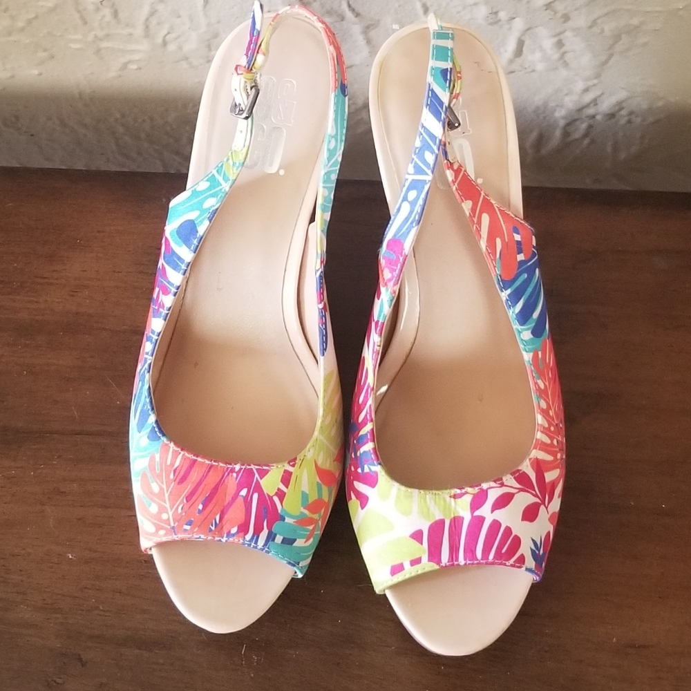9 & CO Wedge Sandals 8M JJLEONI
